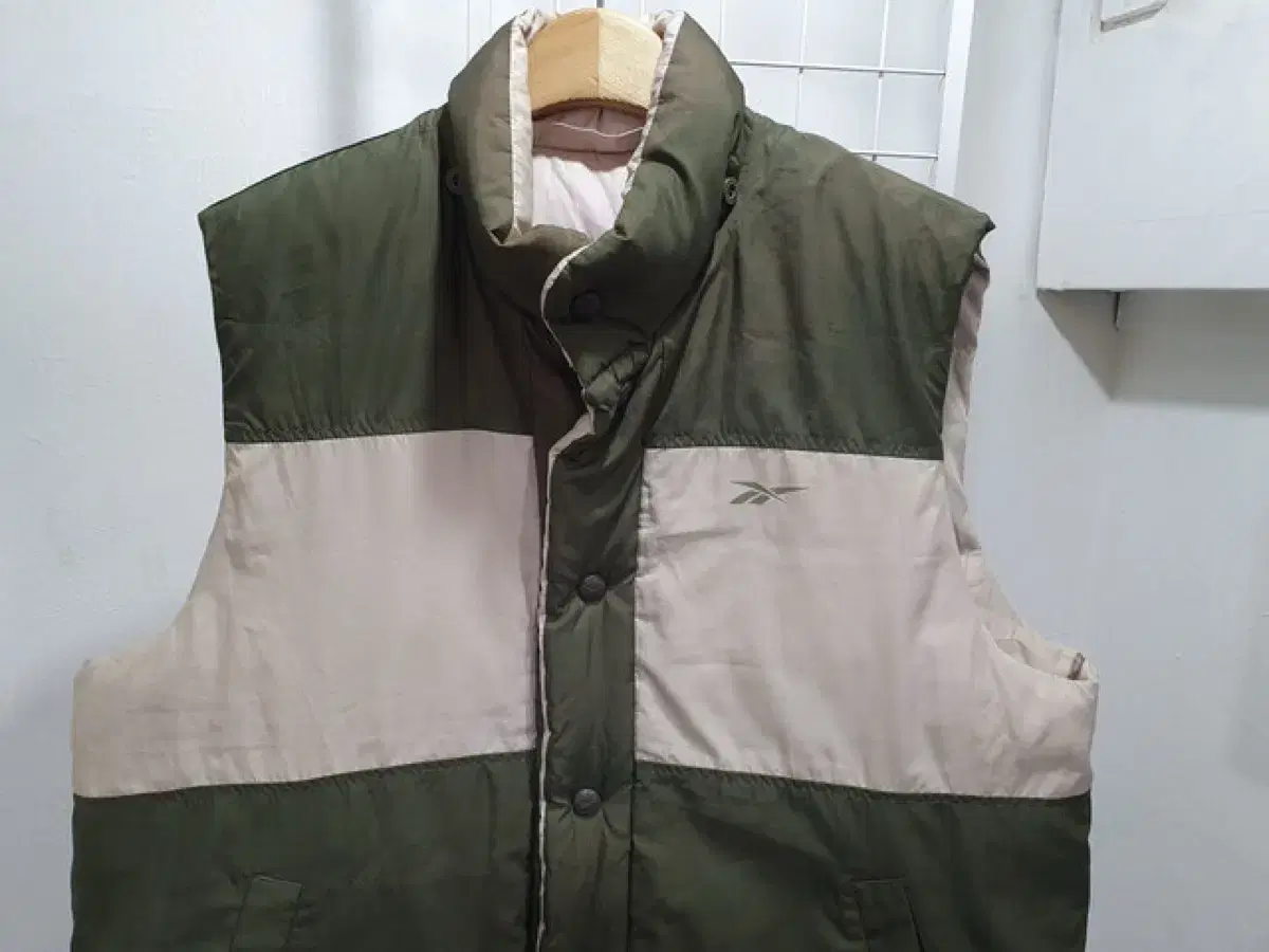 Reebok Padded Vest (MAN XL-105)#835P