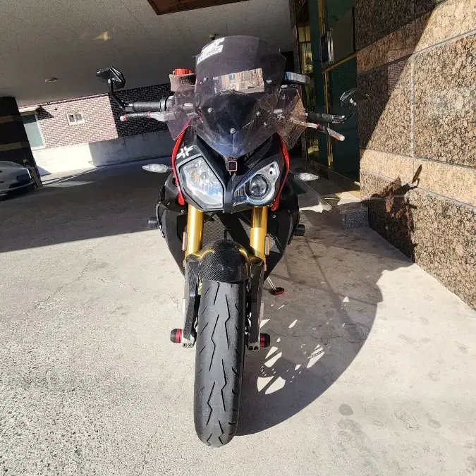 BMW S1000R