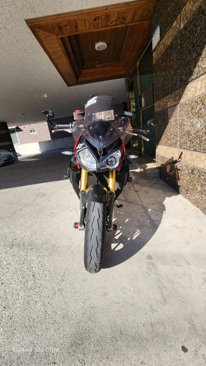 BMW S1000R