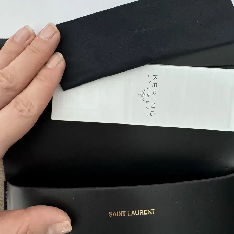 새상품) 생로랑 선글라스 SAINT LAURENT