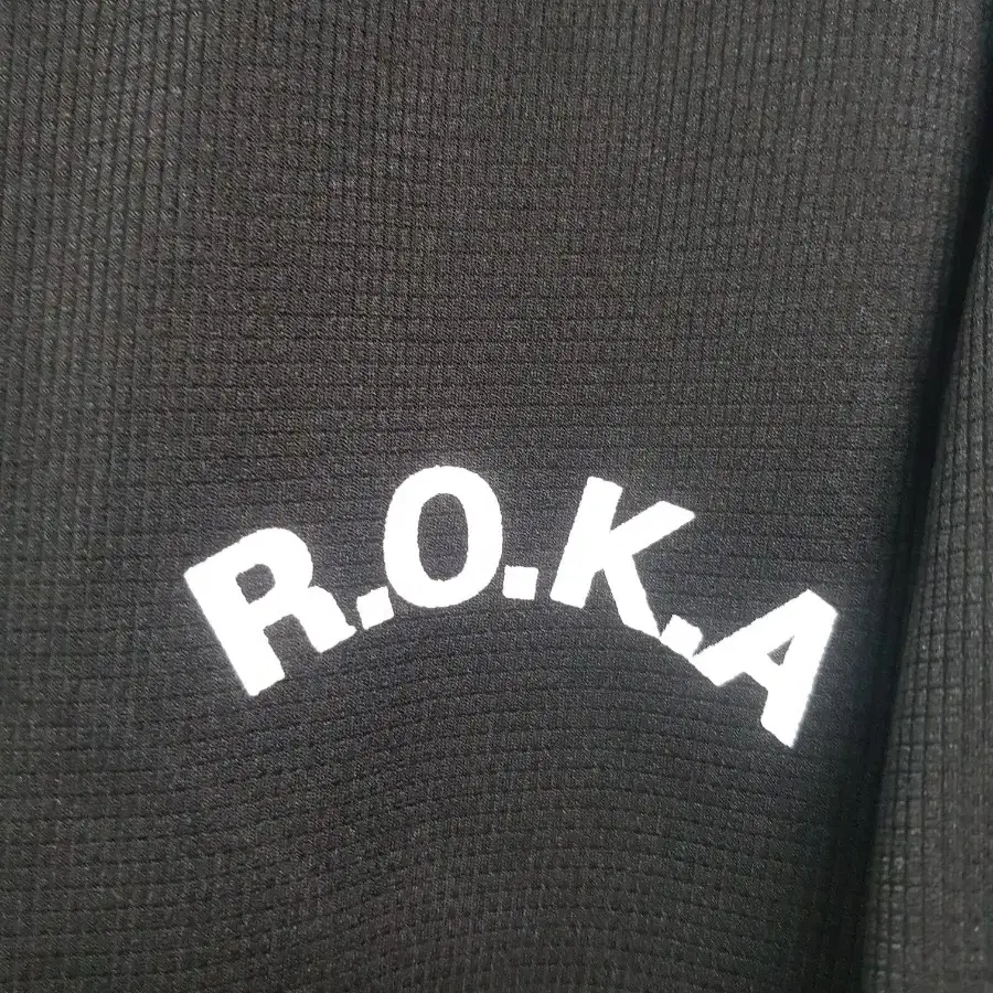 R.O.K.A 반팔M