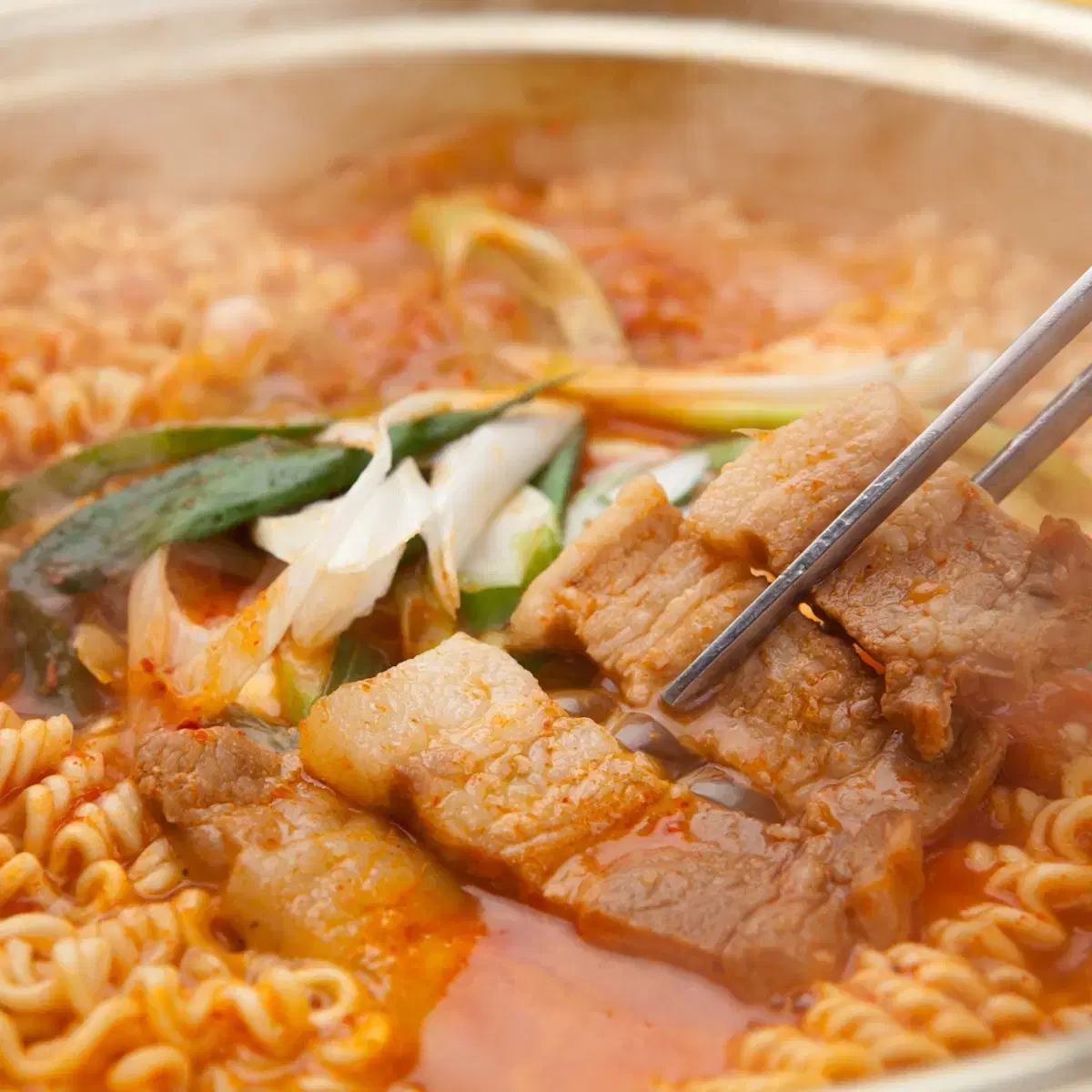 블럭 삼겹살 1kg 벽돌 큐브 냉삼 구이용 찌개용 간편하게 조리