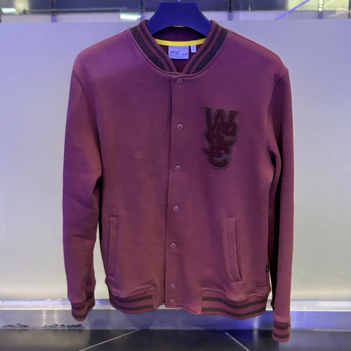 [WESC] 스타디움 자켓 Warren (andorra red) _ M