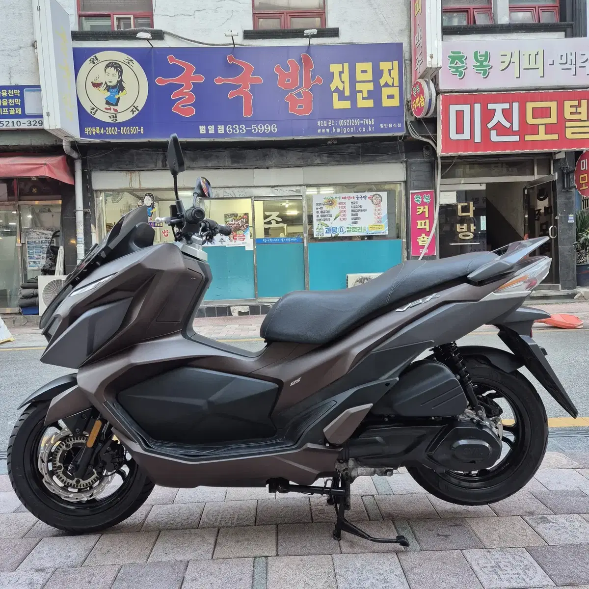 센터판 S급 SYM VSX125 판매합니다.