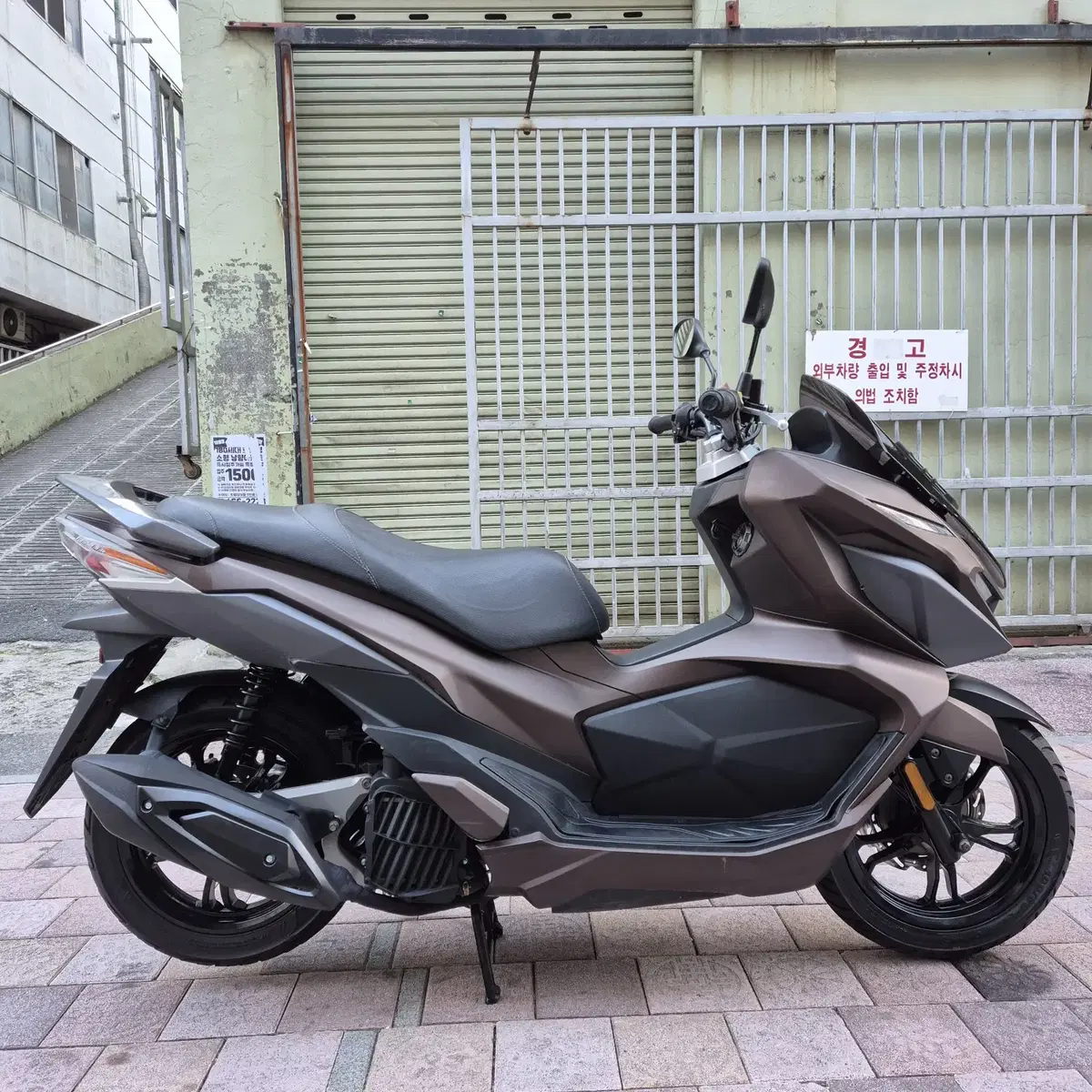 센터판 S급 SYM VSX125 판매합니다.