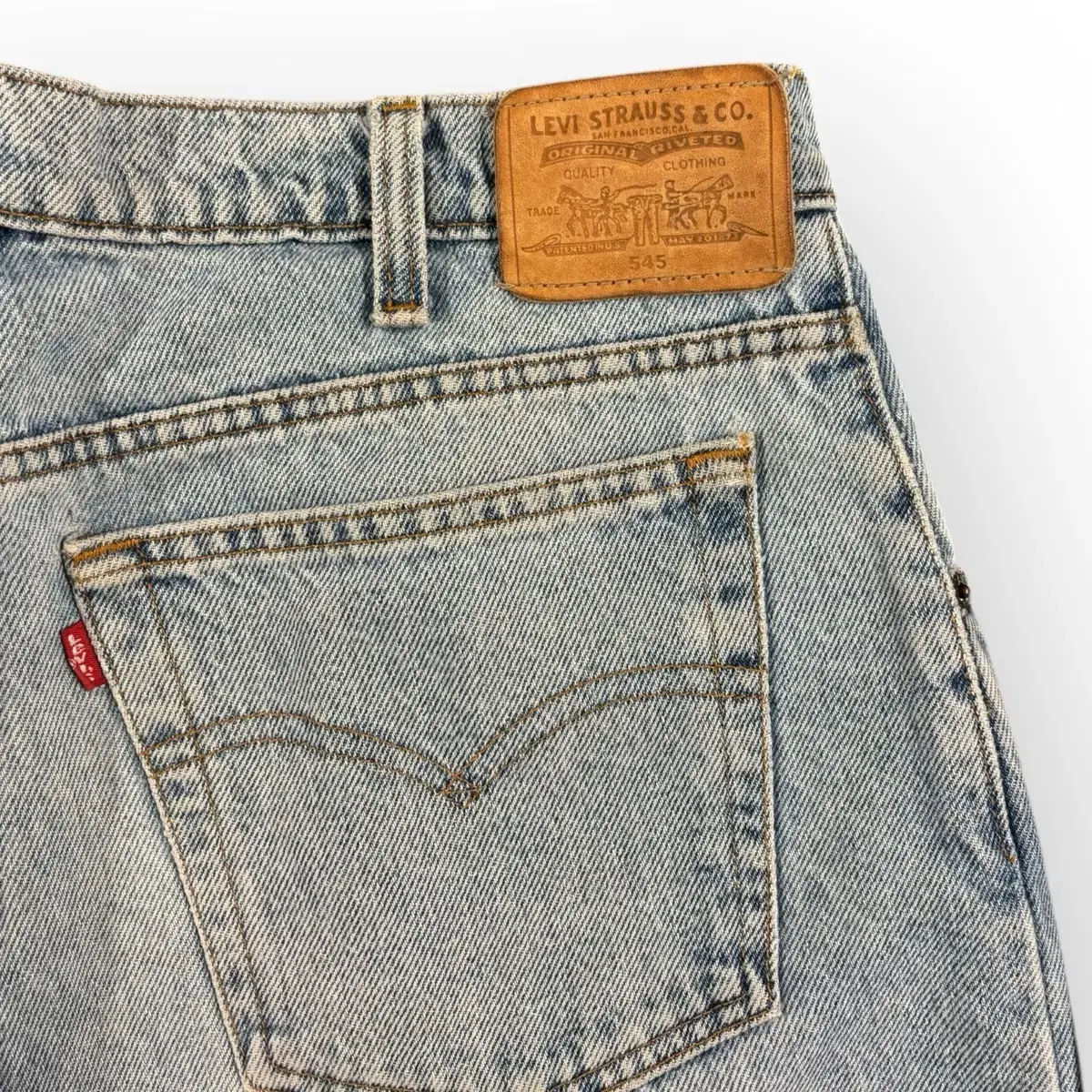 33)90's Levis 545