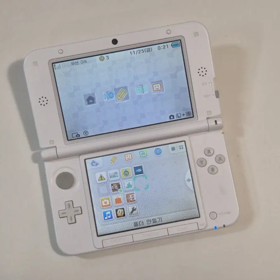 닌텐도 3DS XL 화이트 (투명케이스, 정품충전기, 펜 서비스)