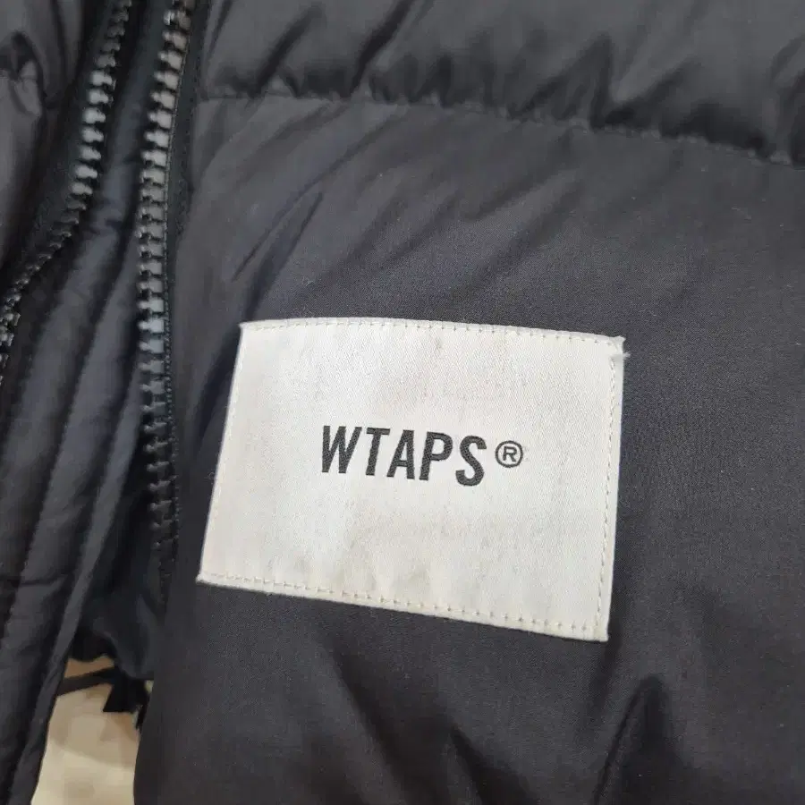 WTAPS 비부악 패딩 베스트 블랙 (3사이즈)