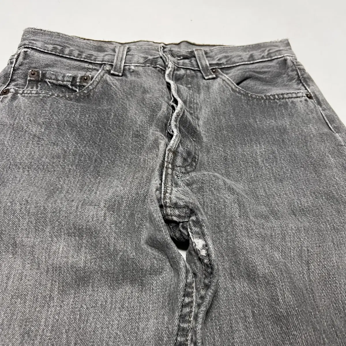 LEVIS 리바이스 501 흑청 그레이 데님팬츠(28)(USA)