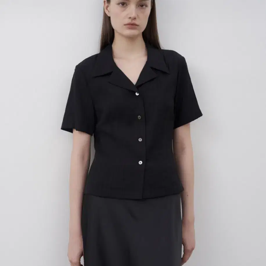 Ore 오어 Delphy Pleats Shirts 블랙