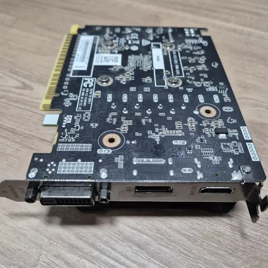 조탁 gtx 1050 2GB 판매합니다