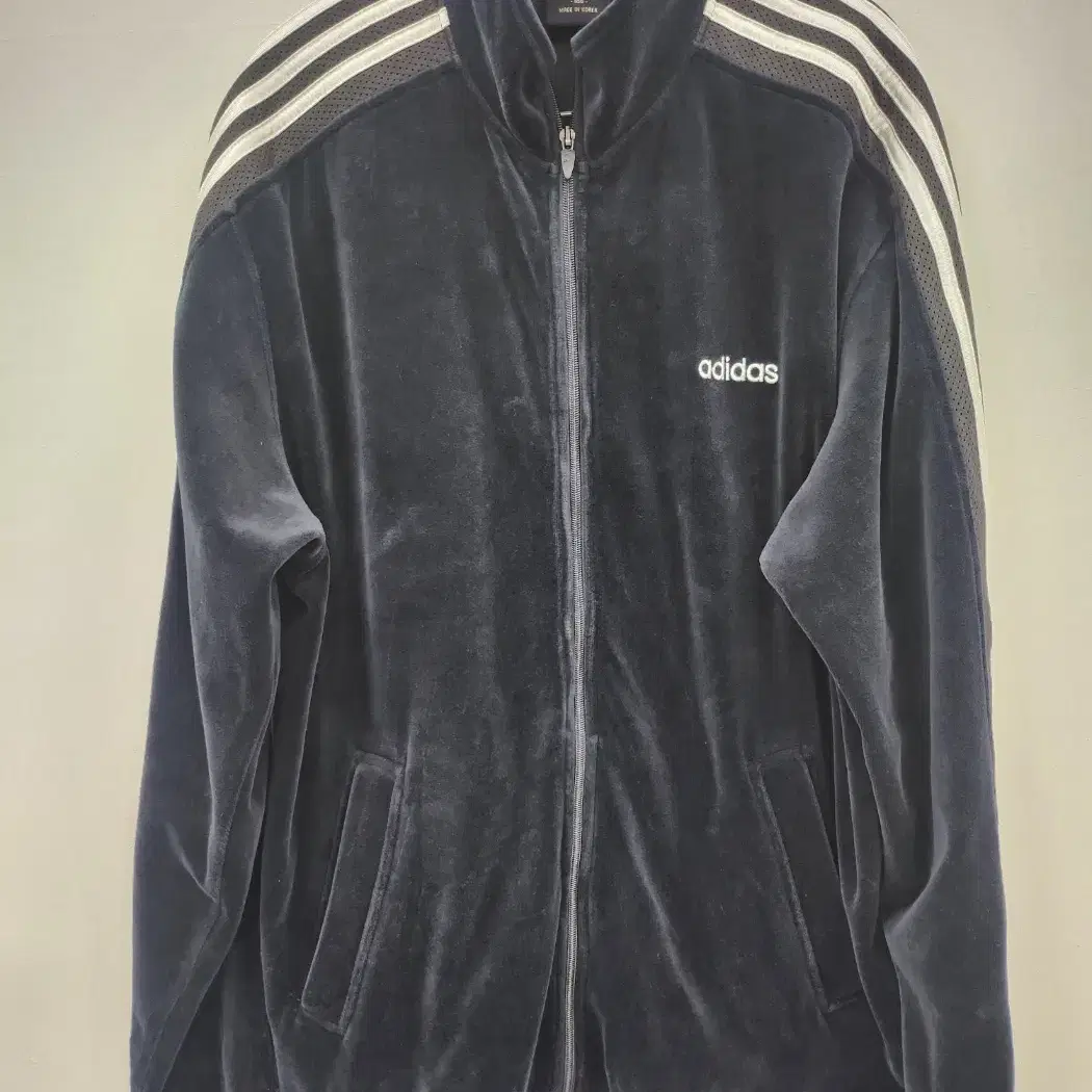 아디다스 벨벳 Adidas Vel Suit Jersey 벨로이 수트 져지