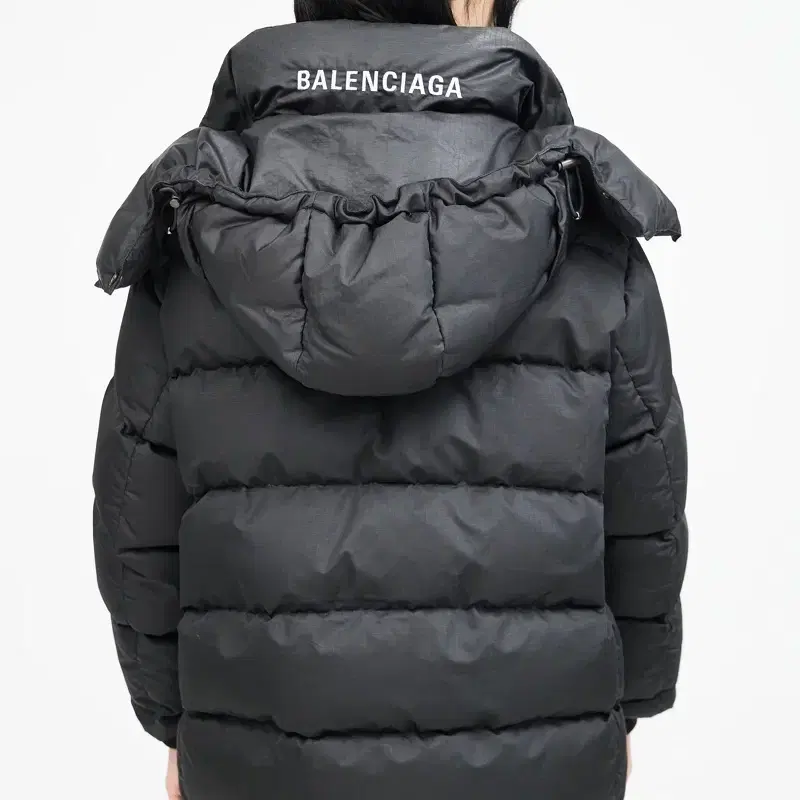 발렌시아가 Balenciaga 뉴 스윙 푸퍼 패딩 재킷 c컬 블랙 36