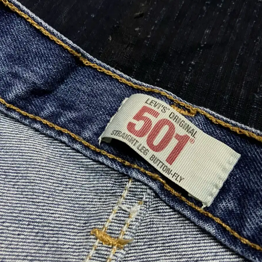 00s Levi's 501 Denim 32