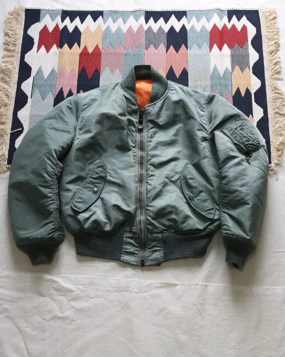 80s alpha ma-1 flight jacket