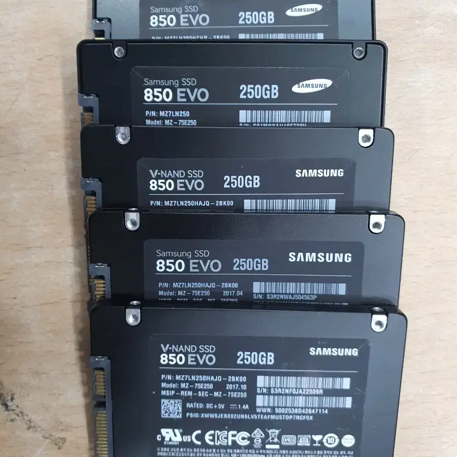 삼성SSD 850 EVO 250G 5개 일괄