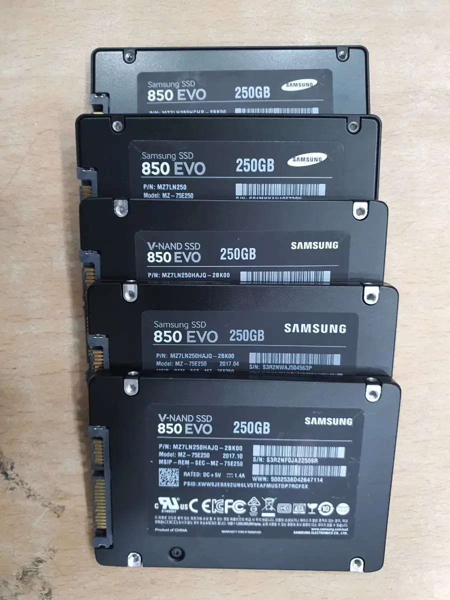 삼성SSD 850 EVO 250G 5개 일괄