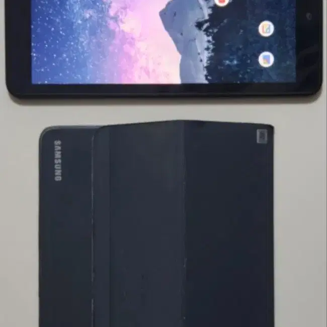 Galuxy Tap S3 T820 32GB Wifi  케이스 포함