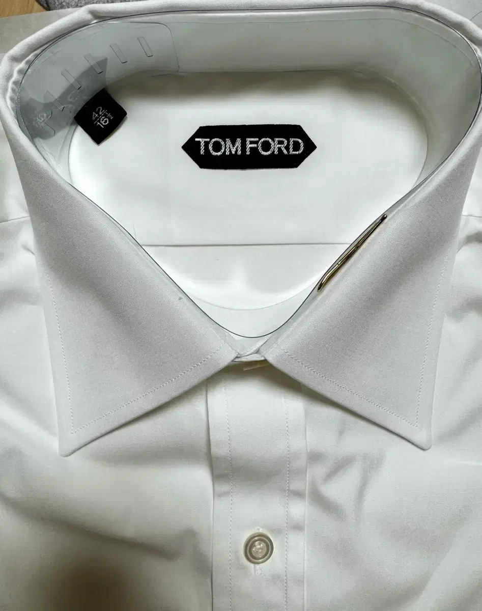 Tom Ford White Dress Shirt 42 sealed Sell New