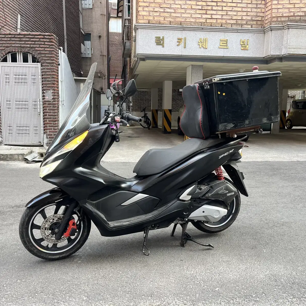 20년형 혼다 PCX125 머플러구변완료 튜닝 129만원