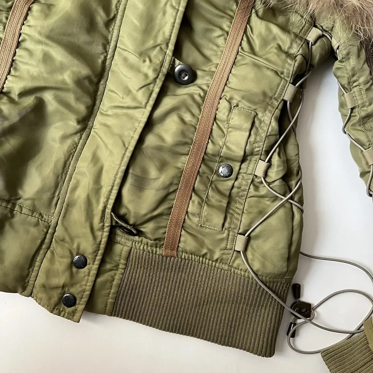 AVIREX N2B Flight Jacket ( raccoon fur )