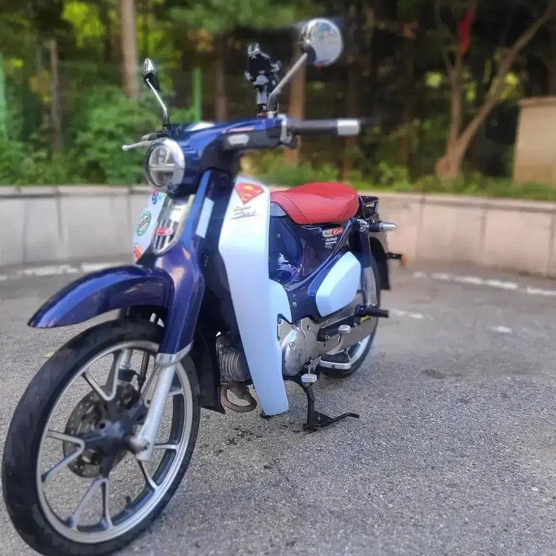 혼다 C125 Abs 20년식 외관깔끔