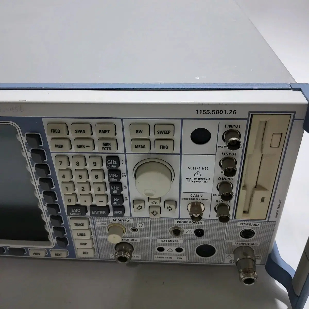 Rohde & Schwarz Signal Analyzer FSQ26