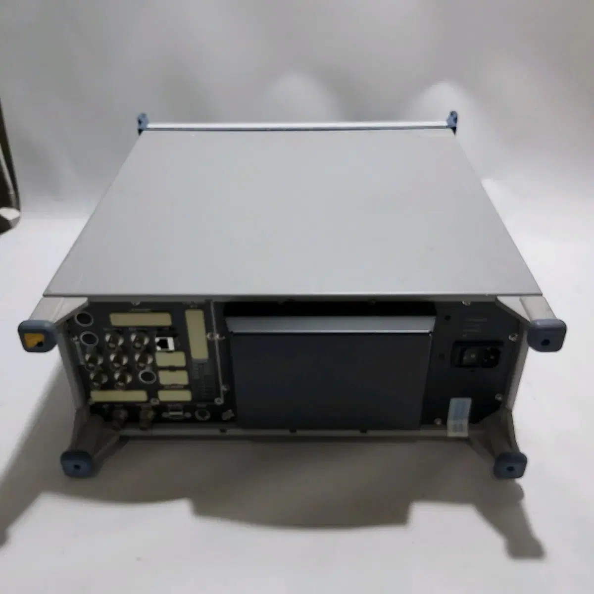 Rohde & Schwarz Signal Analyzer FSQ26