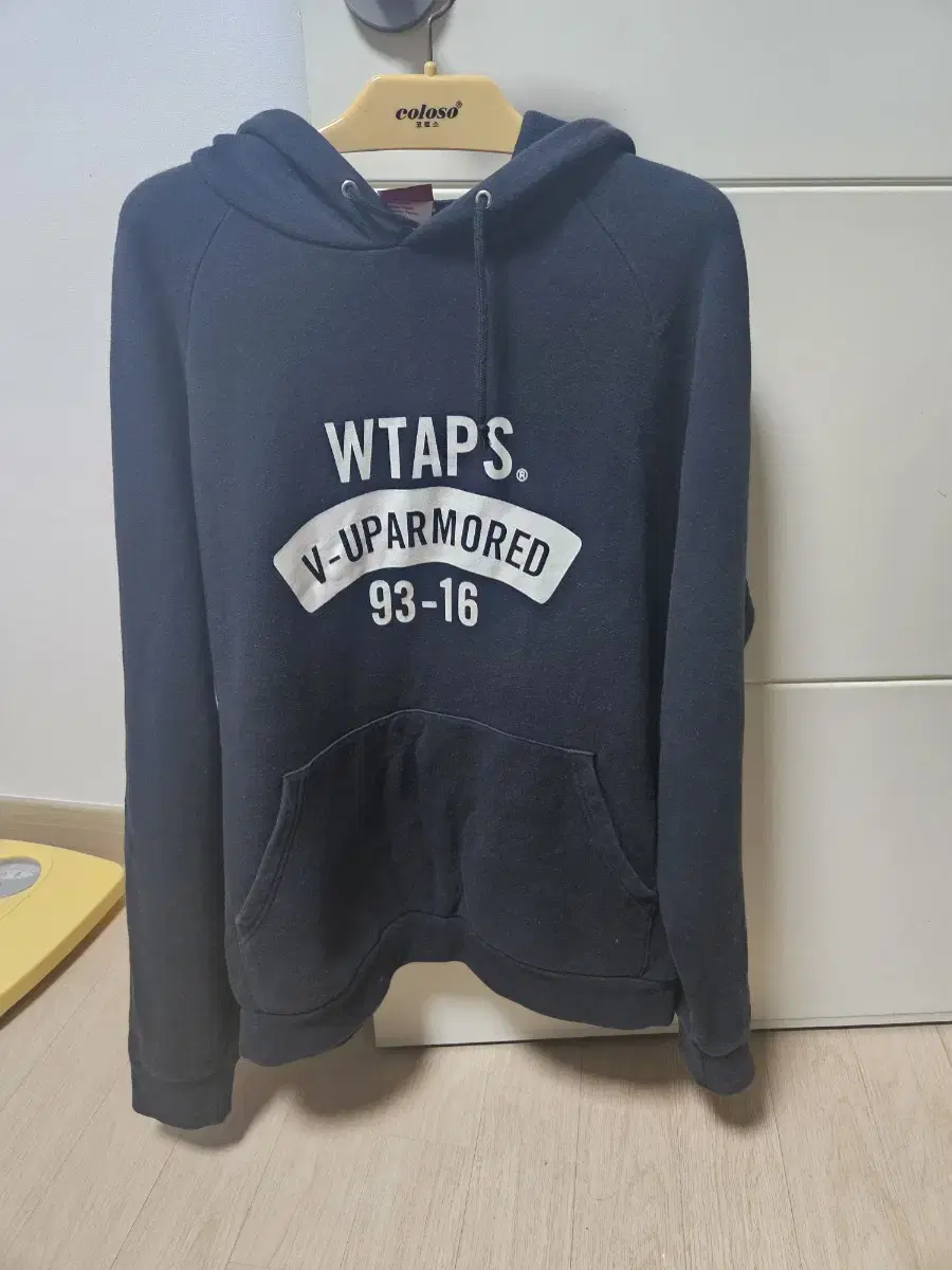 더블탭스 wtaps  후드티 팔아요