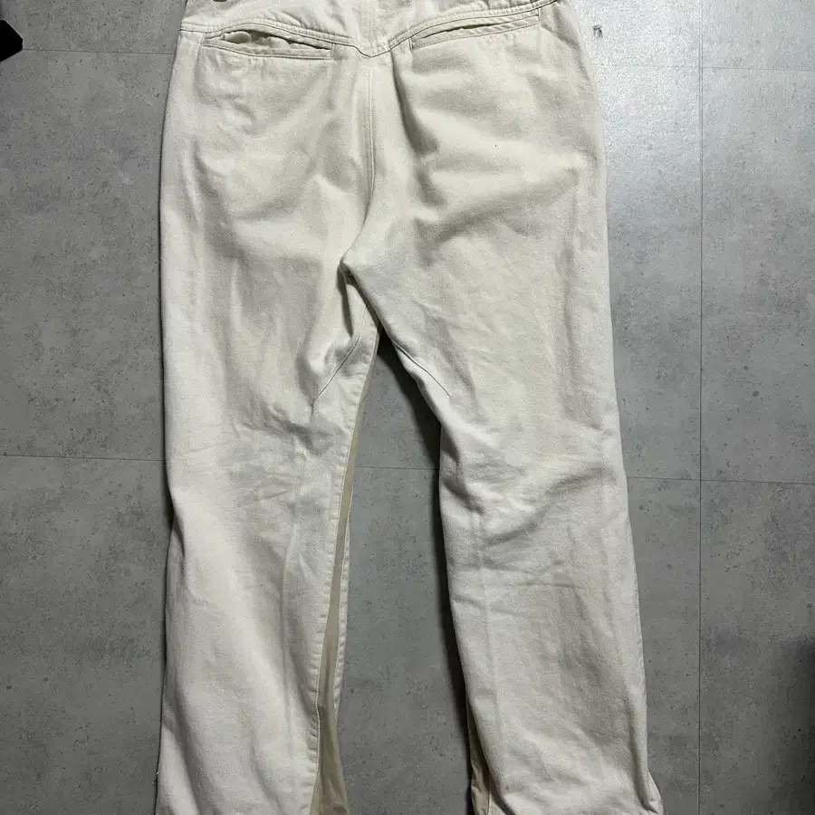 (2) xlim ep.2 pants ivory