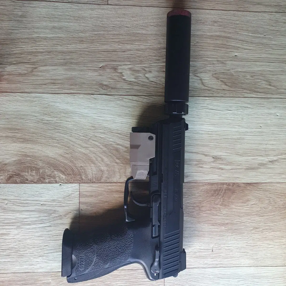 도쿄마루이 HK45 택티컬