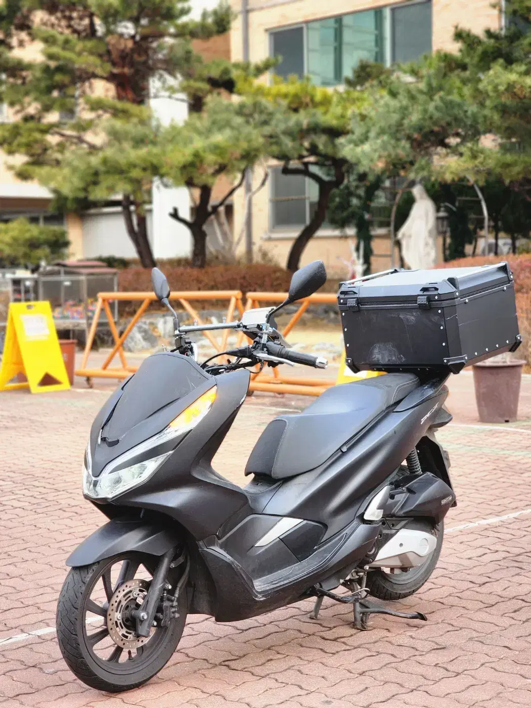 19년식 더뉴 PCX125 배달세팅 2만키로 팝니다