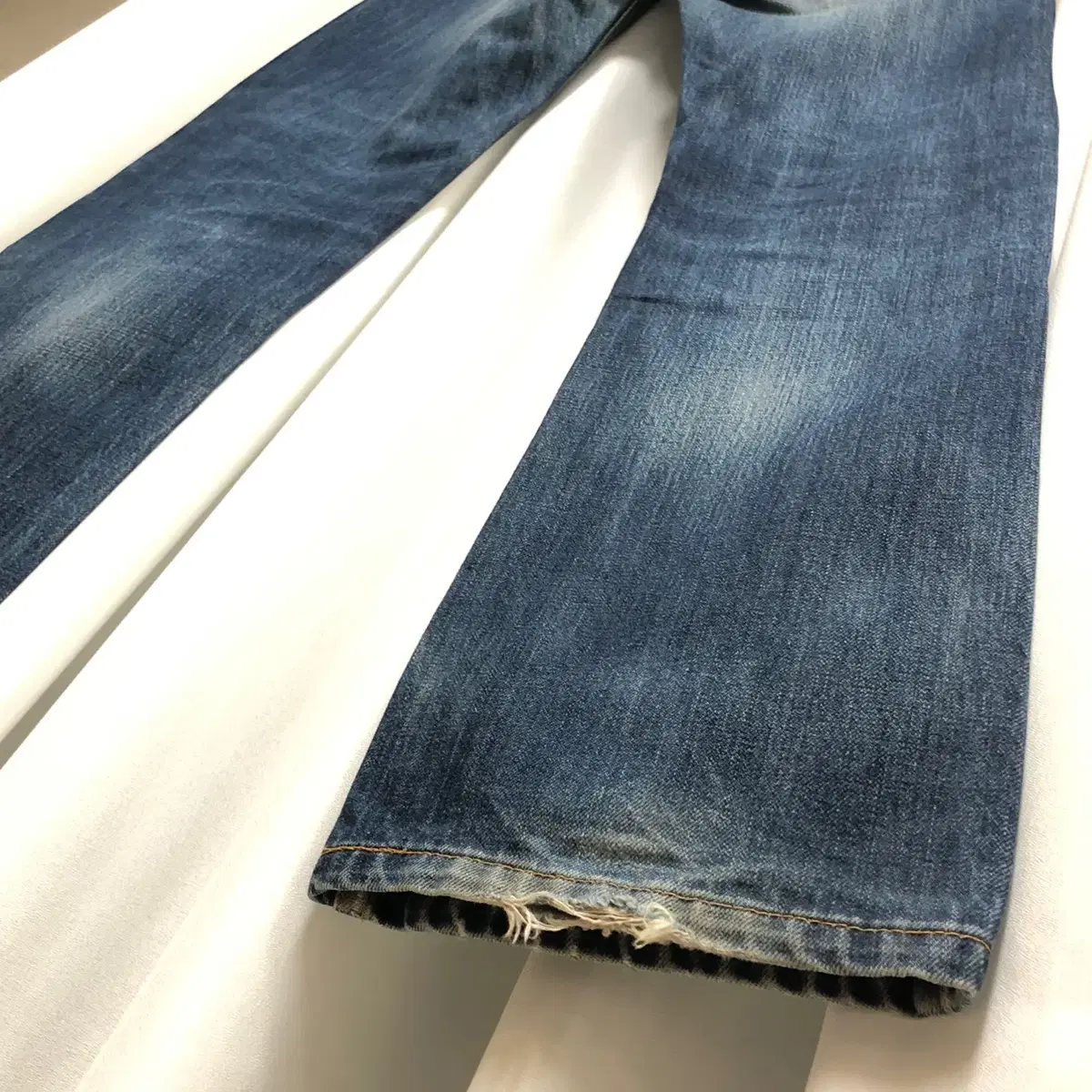 Levi's 523 스트레이트 핏 데님 (W32)