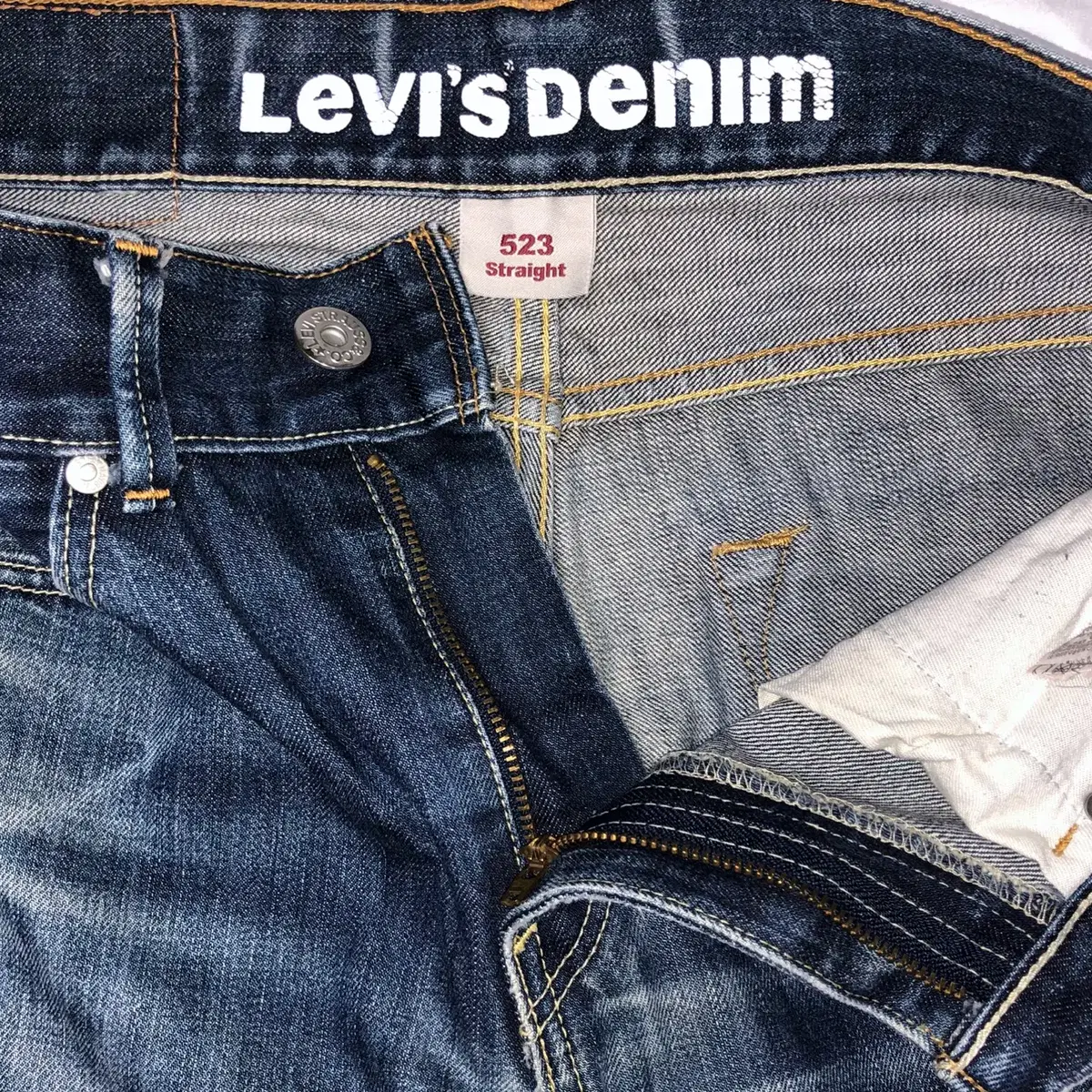 Levi's 523 스트레이트 핏 데님 (W32)