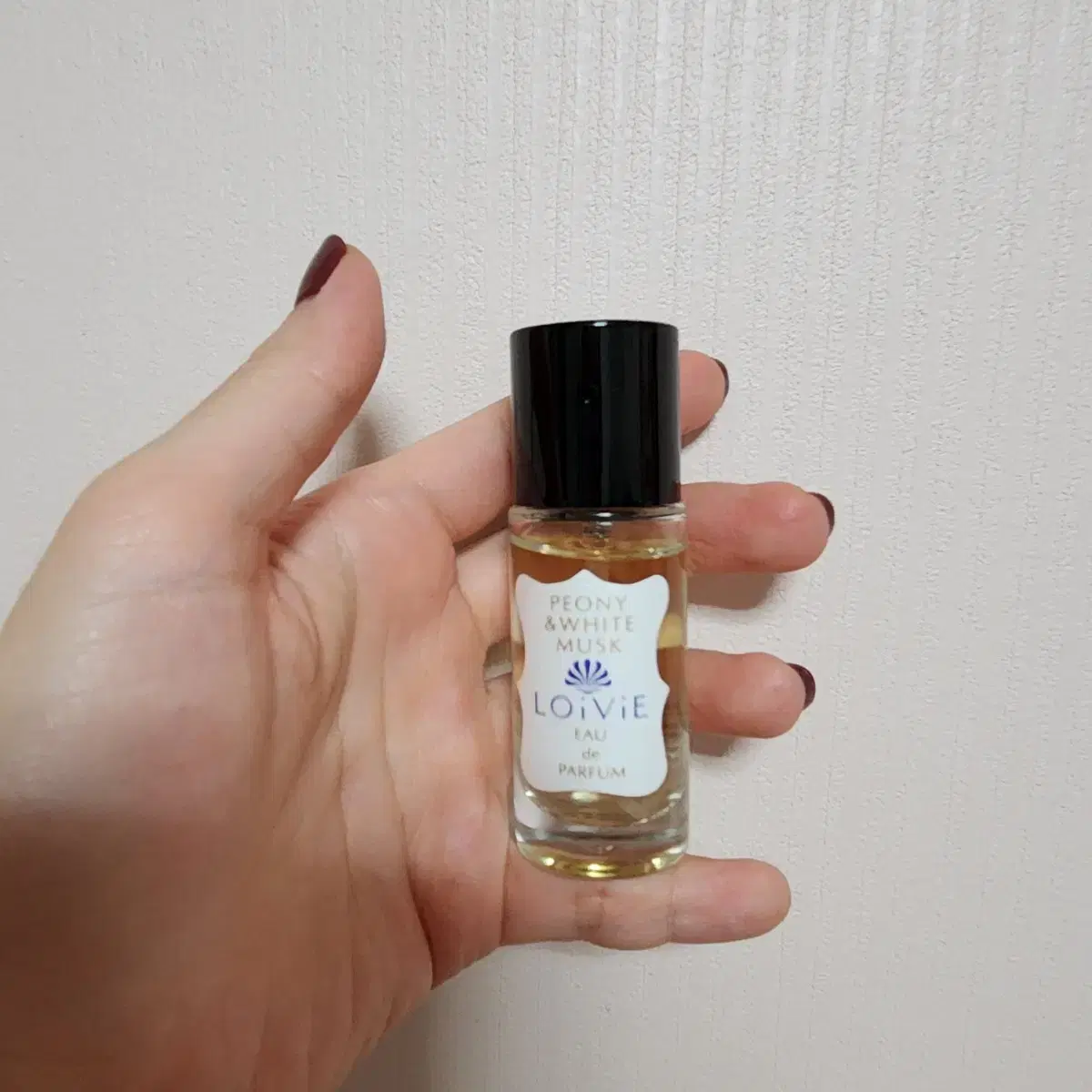 로이비 피오니앤화이트머스크 오드퍼퓸 18ml+아수라 키링파우치