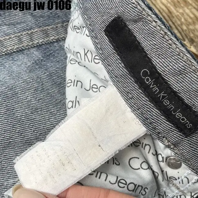 36 CALVIN KLEIN PANTS 캘빈클라인 청바지