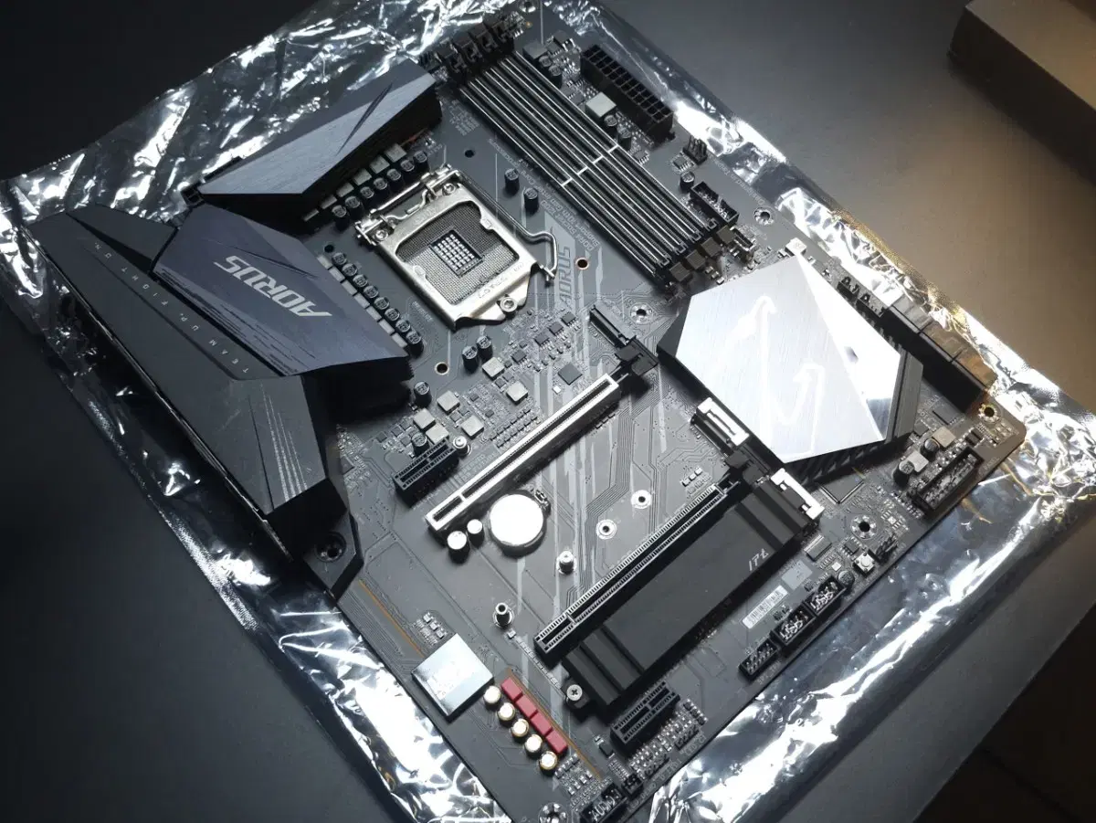 기가바이트 Z490 aorus elite 메인보드