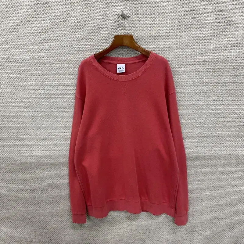 자라 ZARA 캐쥬얼 코랄 맨투맨 105 K07574