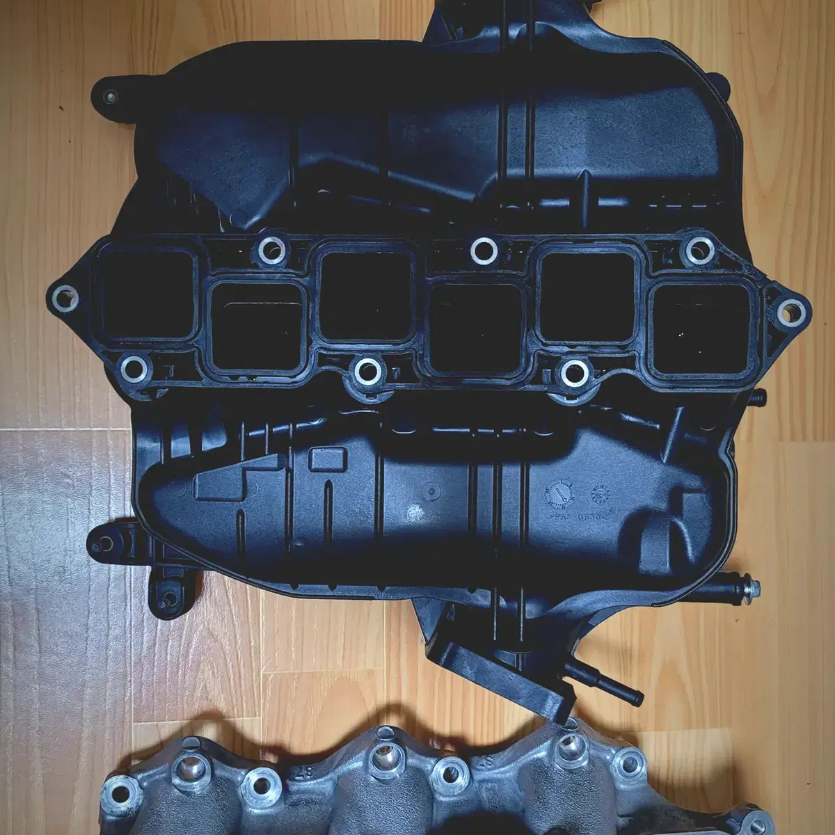 Infiniti g37 ported intake manifold