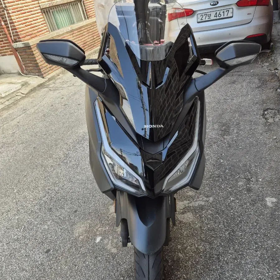 24년식 포르자350 pcx nmax 배달 오토바이