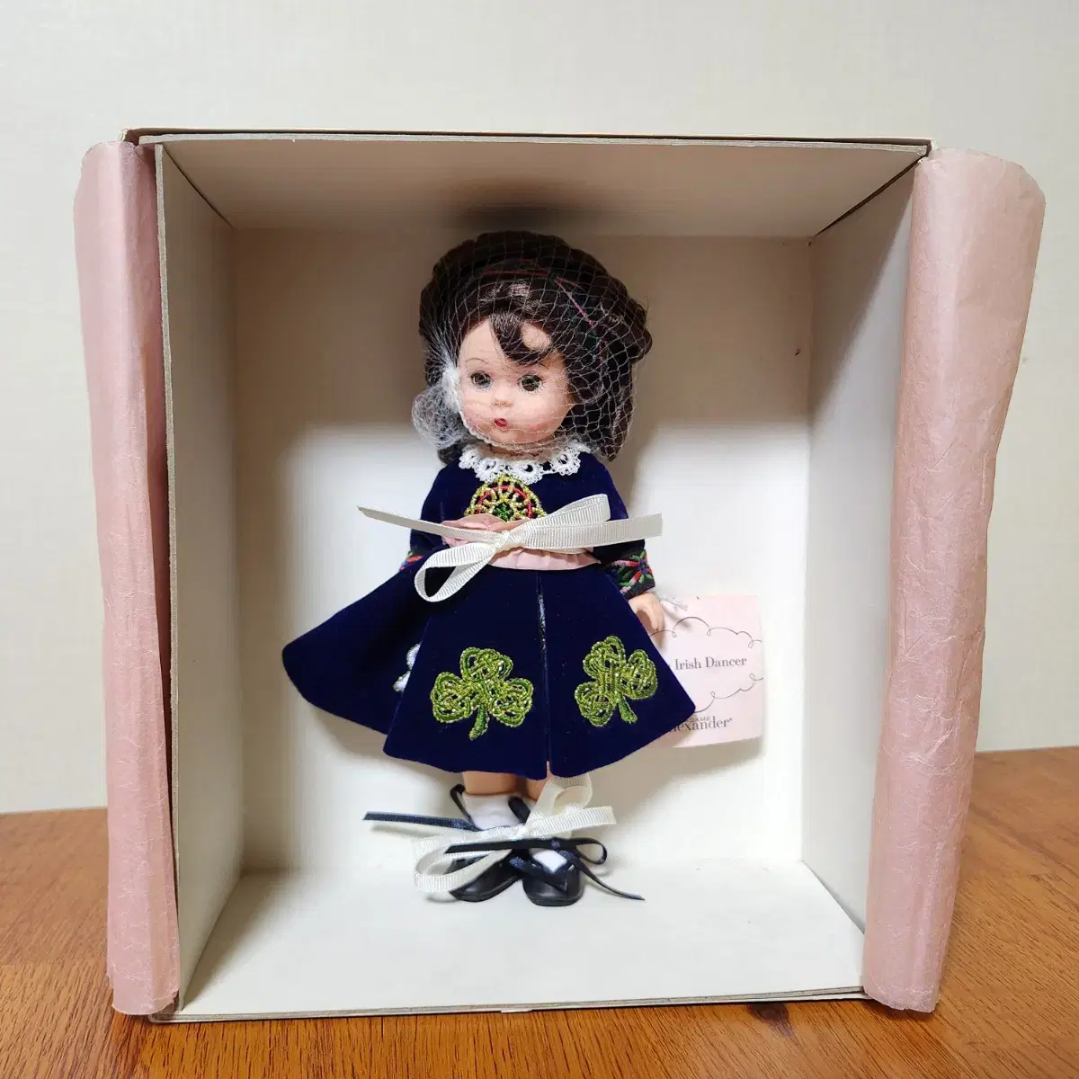 마담알렉산더 Little Irish Dancer.