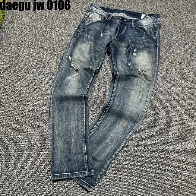 W 34 L 33 DIESEL PANTS 디젤 청바지