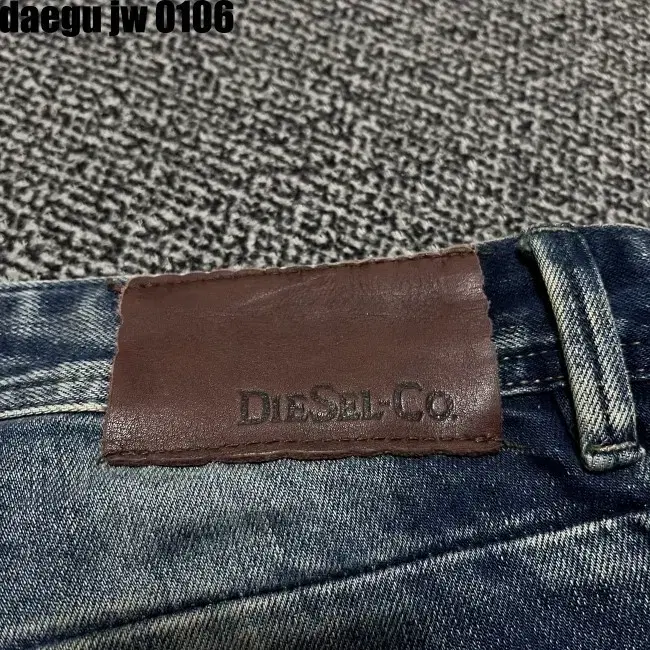 W 34 L 33 DIESEL PANTS 디젤 청바지