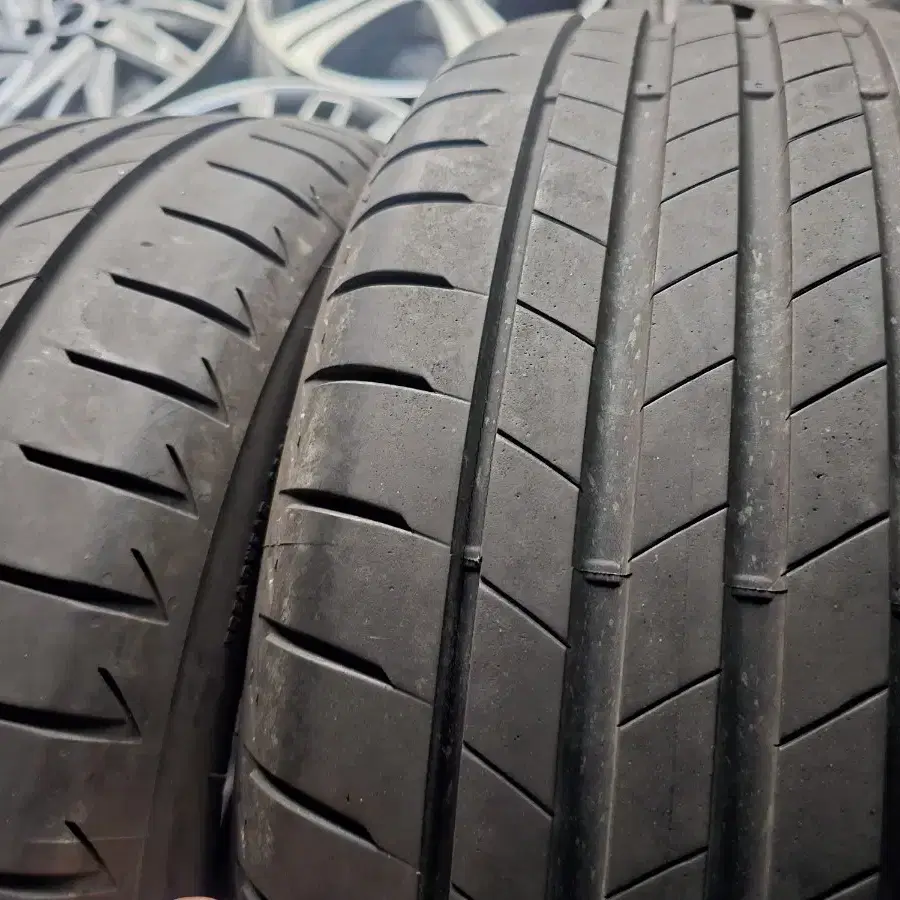 2254517중고 225/45R17중고 브릿지스톤중고 투란자T005런플랫