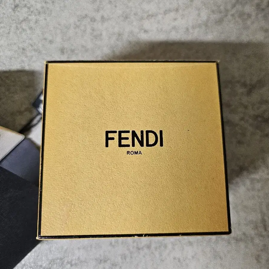 FENDI 펜디 반지