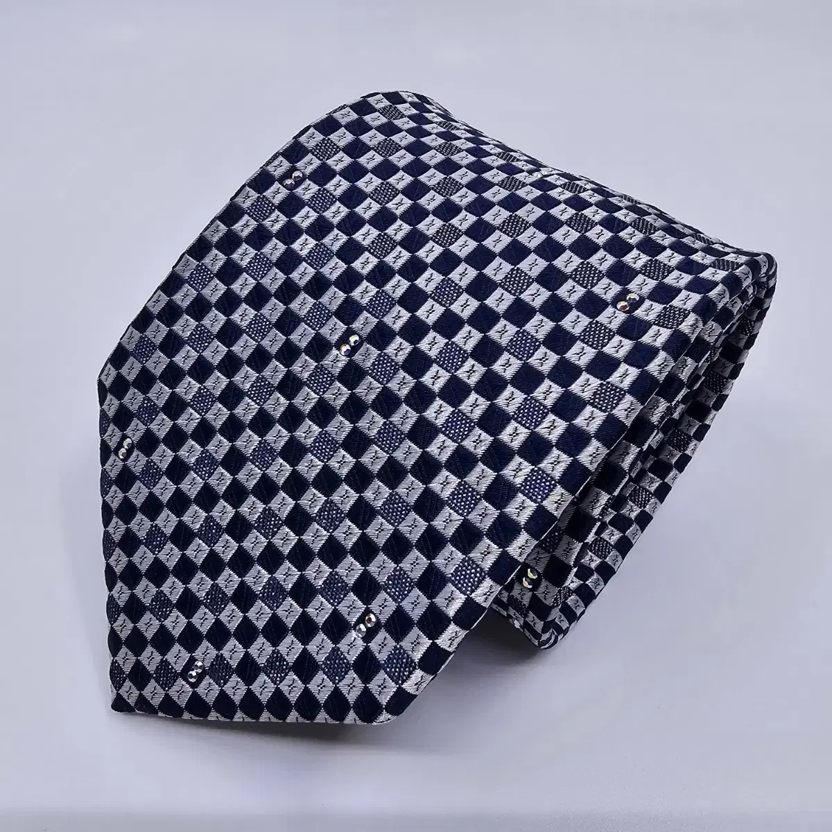 Metropolis Tie