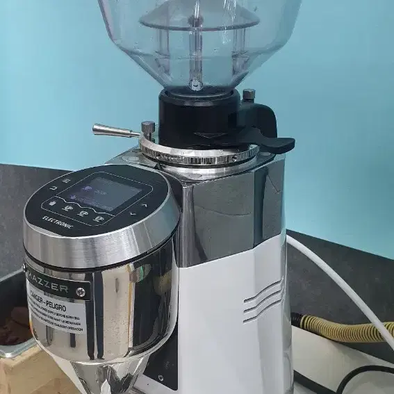 MAZZER kony' s electron