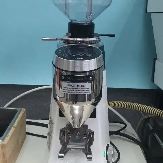 MAZZER kony' s electron