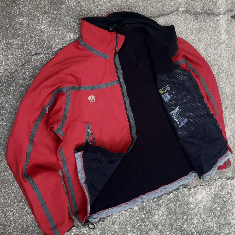 2000s Mountainhardwear Archive jacket