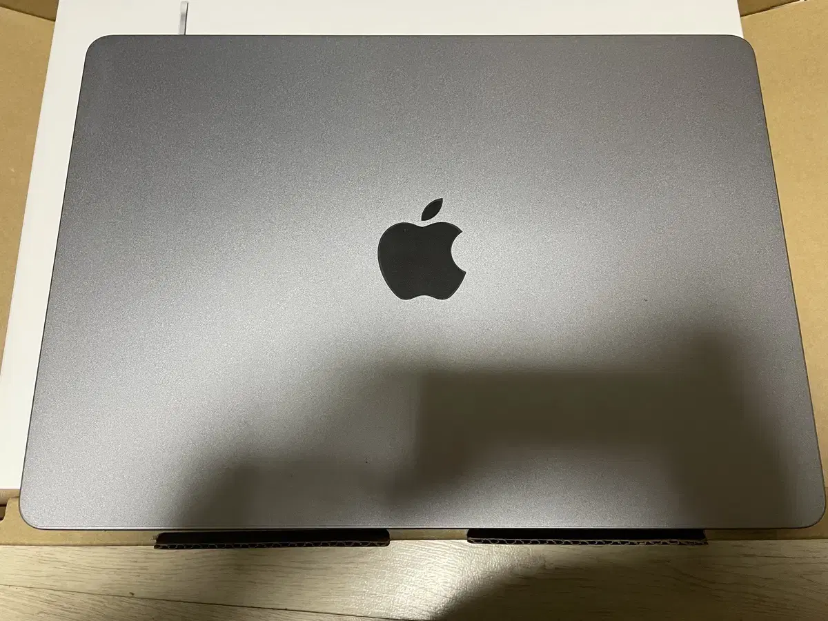 MacBook Air M2 24G 512GB 10GPU Apple Sug